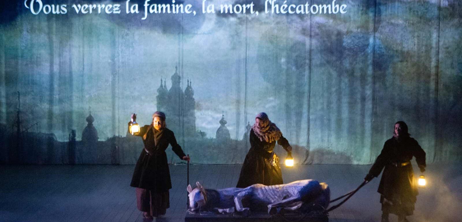 Ici sont les dragons, mis en scène par Ariane Mnouchkine au Théâtre du Soleil
