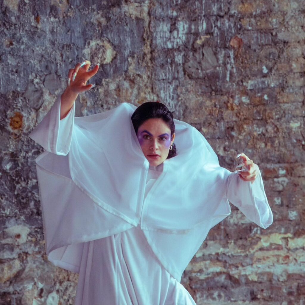 Medium, de la compagnie Farouche