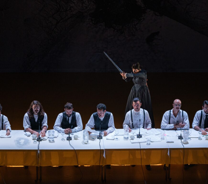 The Brotherhood, de Carolina Bianchi et Cara de Cavalo