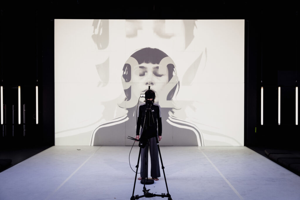 Musée Duras, de Julien Gosselin, au Théâtre de l'Odéon