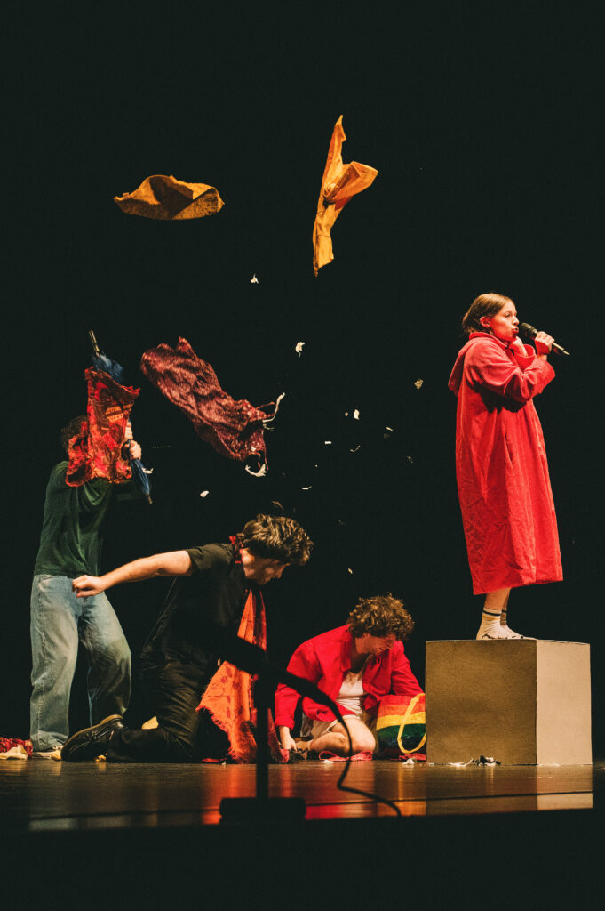 Le Passage, du collectif Gobe Lune